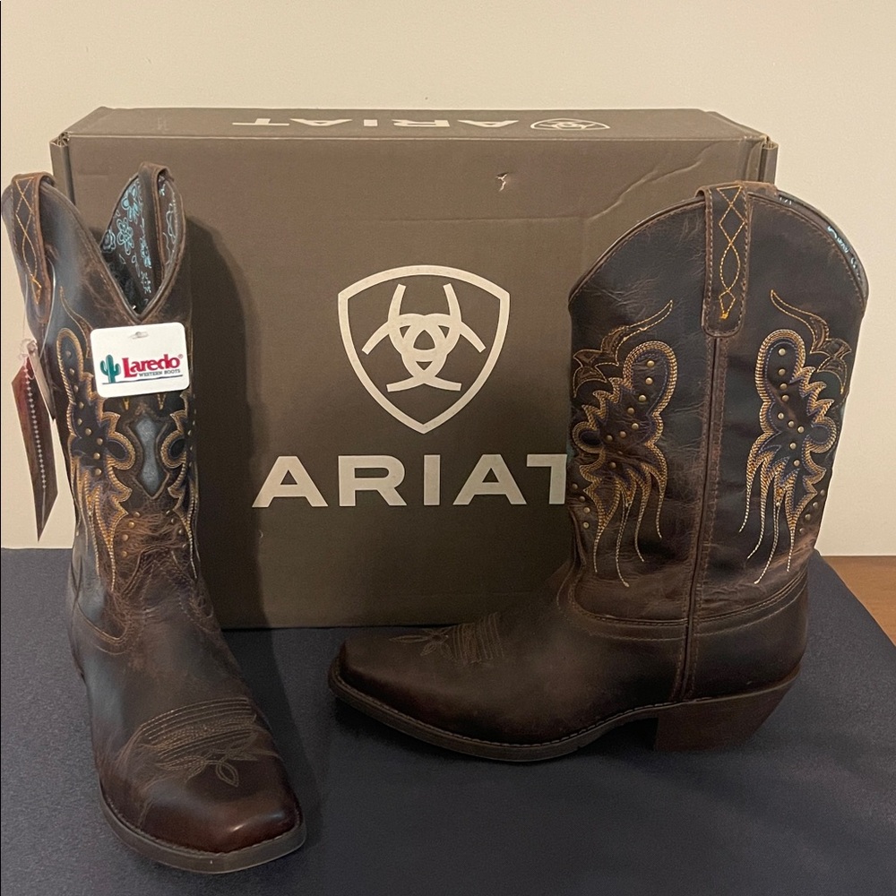 Ariat Dark Brown Leather Embroidered Western Boots Blue Accents